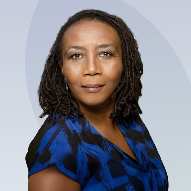 Dr Vuyo Mpumlwana